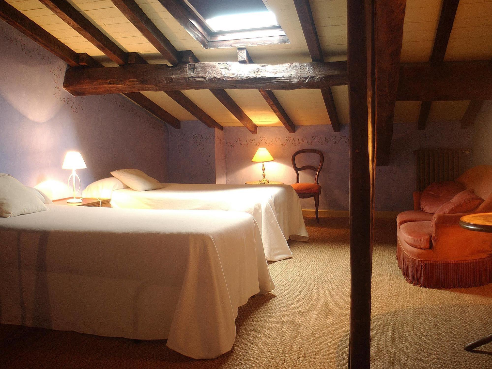 Hospederia Senorio De Brinas Otel Dış mekan fotoğraf